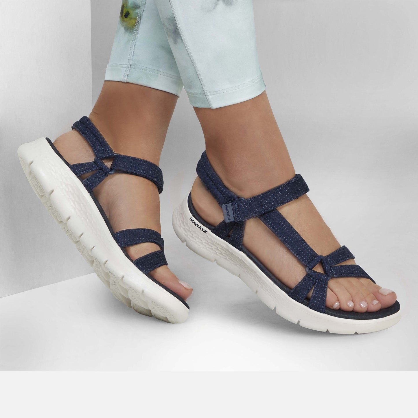 Skechers Womens Go Walk Flex Sandals Sublime 141451