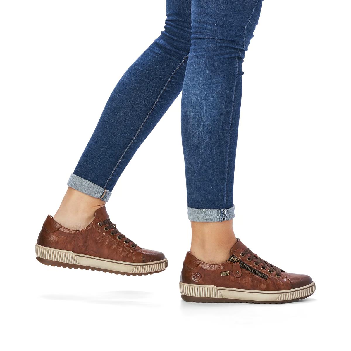 Remonte D0700-22 Brown Leather Water Resistant Casual Shoes