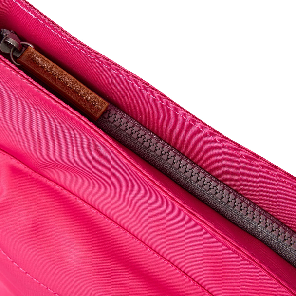 Roka Kennington Cross Body Bag Medium