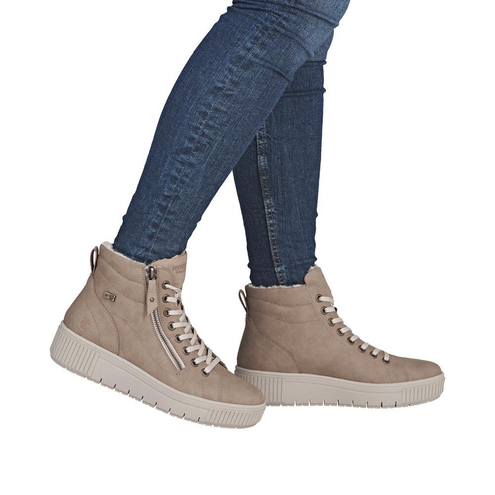 Remonte Womens Wide Fit Warm Lined Water Resistant Ankle Boots D3B71-20