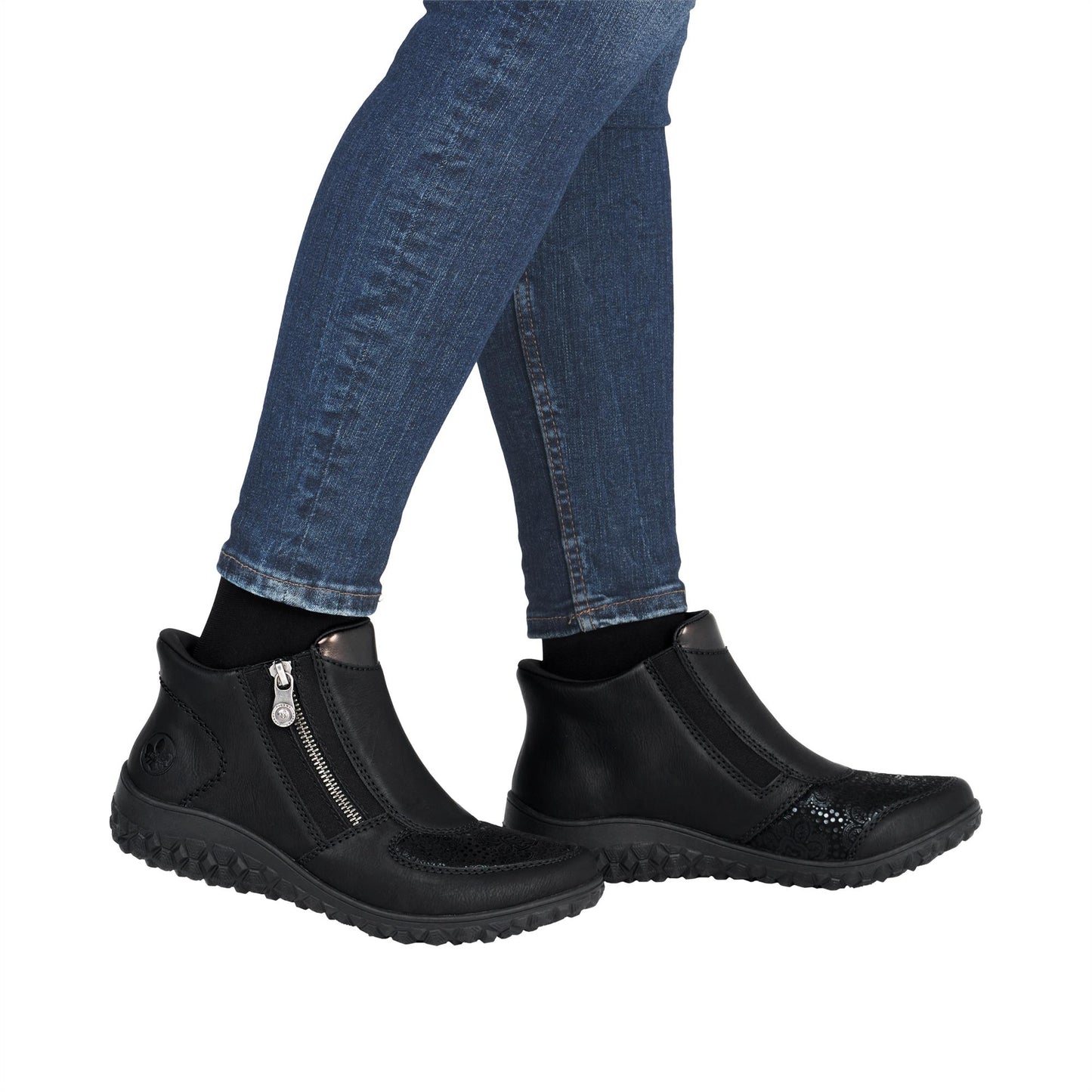 Rieker 59558-00 Womens Fleece Lined Ankle Boots