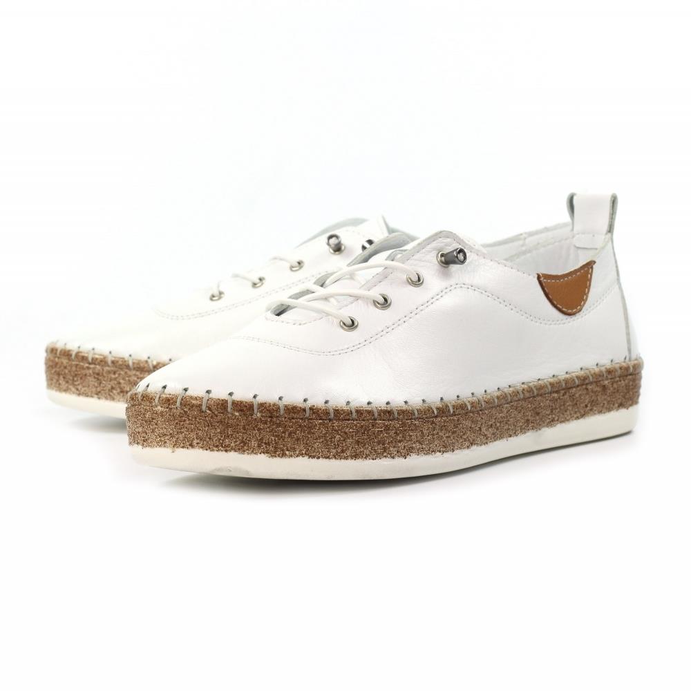 Lunar Womens Evie Leather Plimsoll FLE050