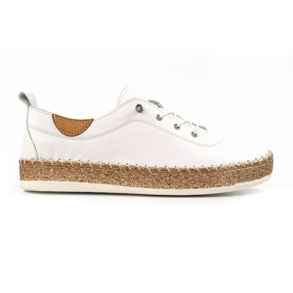 Lunar Womens Evie Leather Plimsoll FLE050